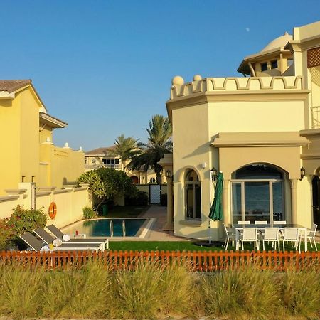 The S Holiday Homes - Luxurious 5 Bedrooms Villa At Palm Jumeirah With Private Swimming Pool And Private Beach Access Дубай Экстерьер фото